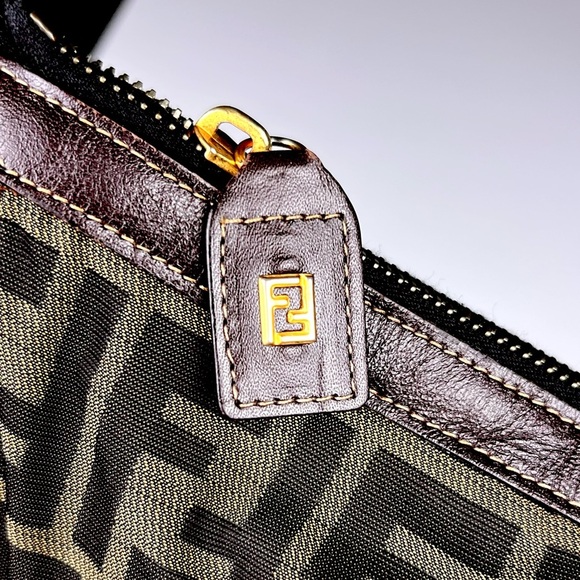 Fendi Zucca Brown Canvas Clutch Bag - Picture 2 of 5
